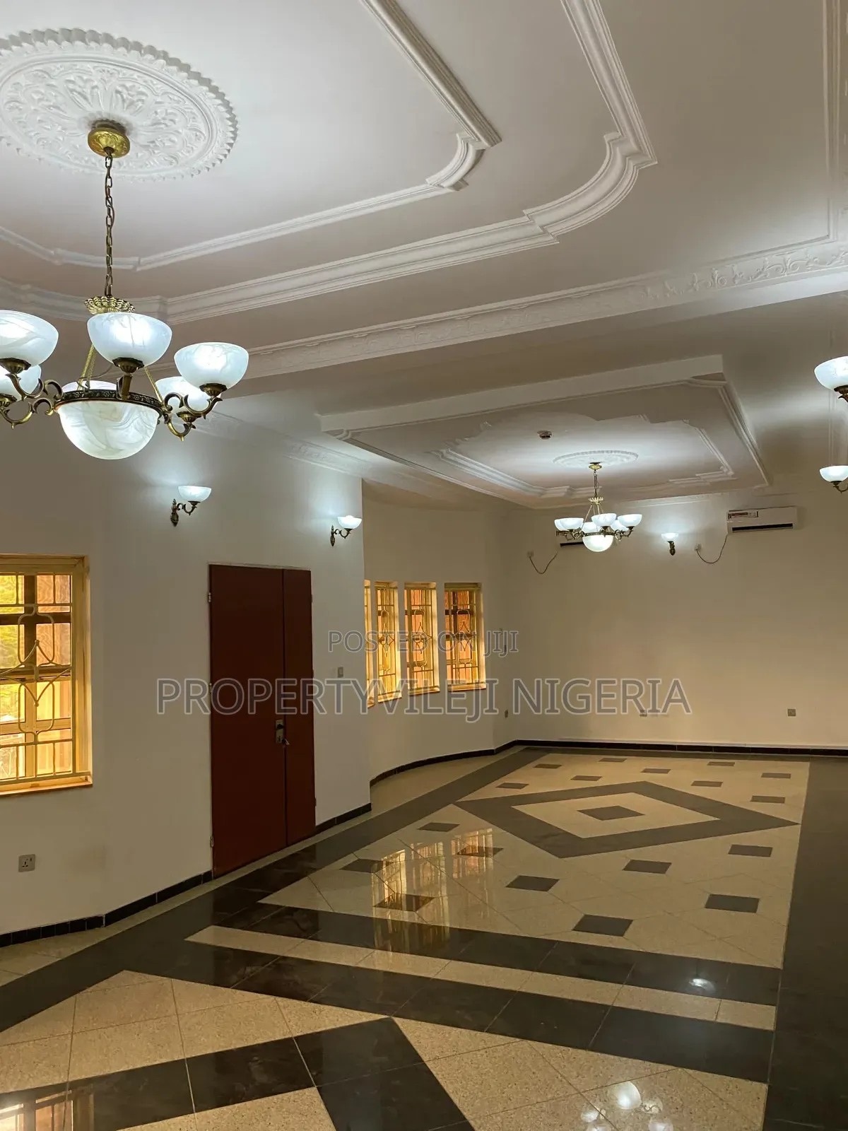 4bdrm Apartment in Maitama for rent