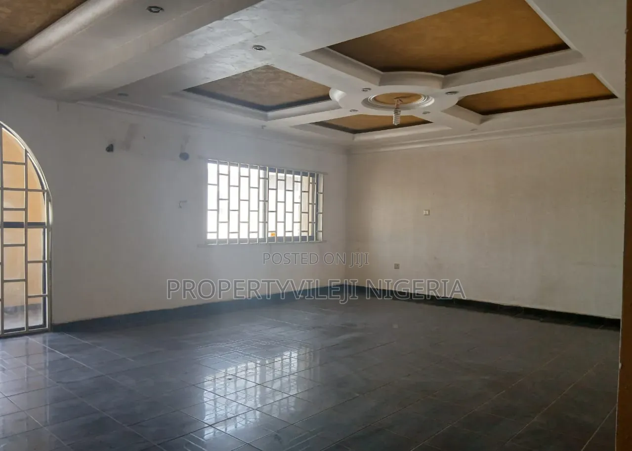 5bdrm Duplex in Maitama for rent