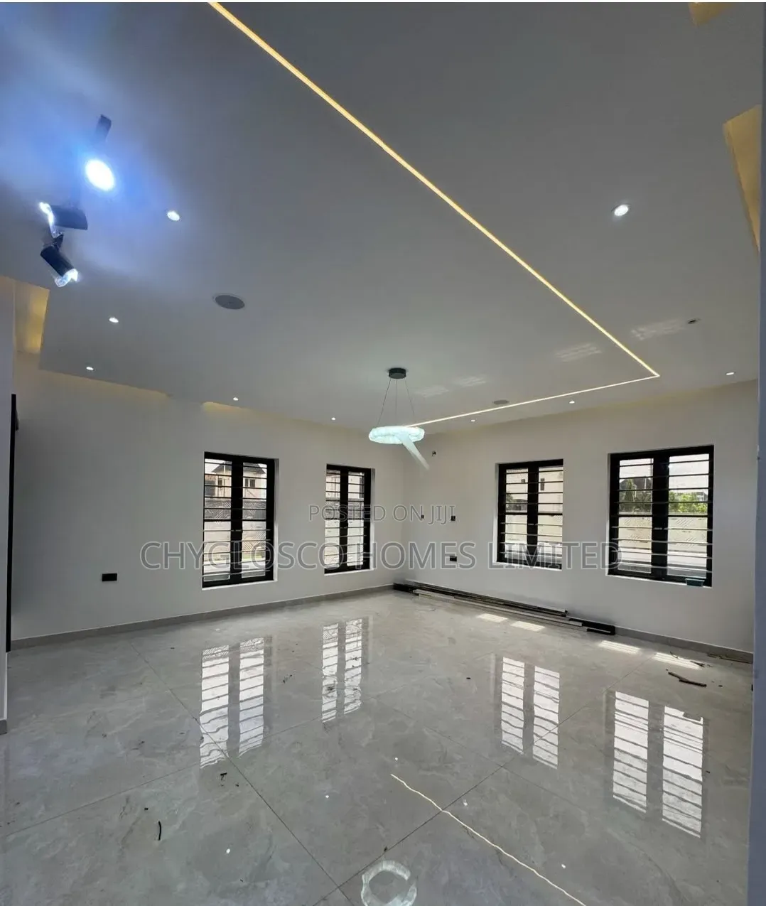 4bdrm Duplex in Eneka for sale