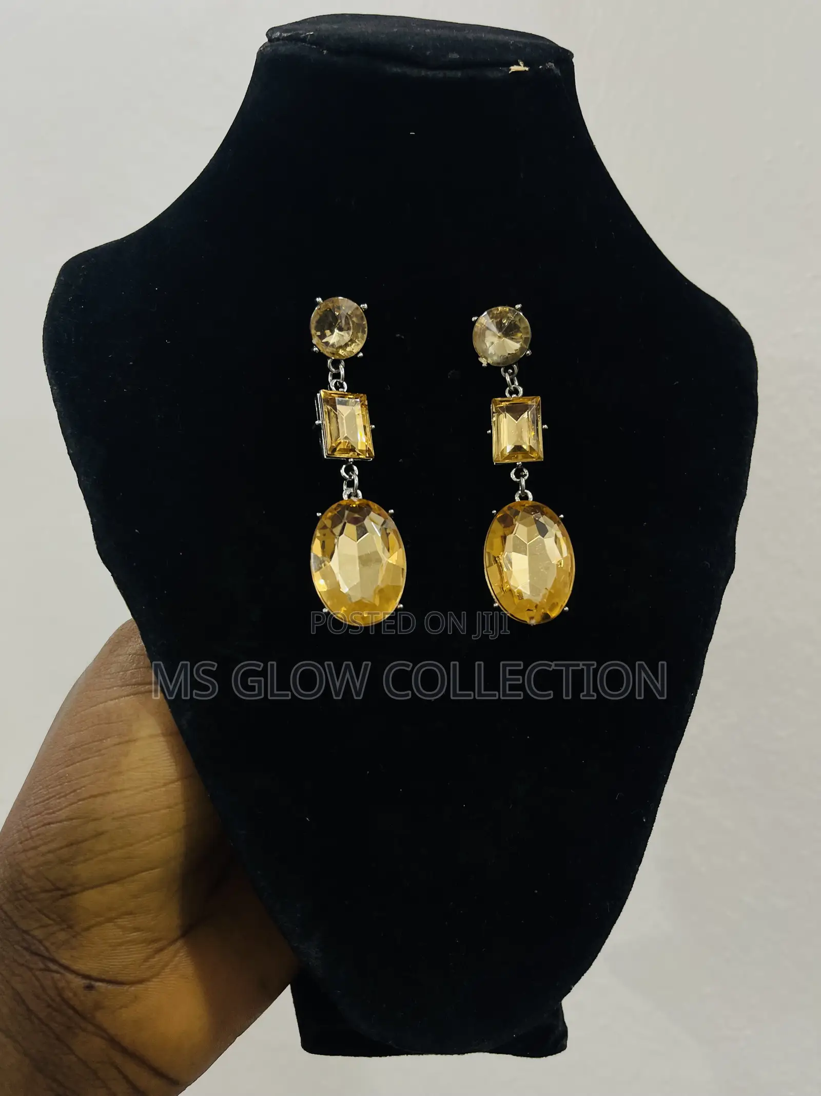 Elegant Gold Gemstone Dangle Earrings