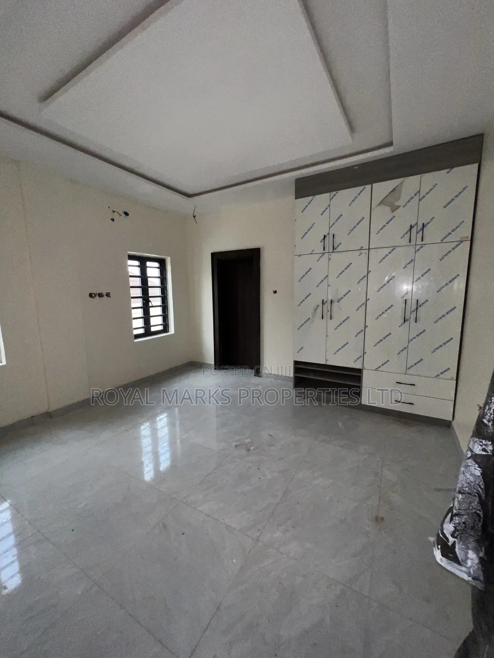 3bdrm House in Durumi for sale