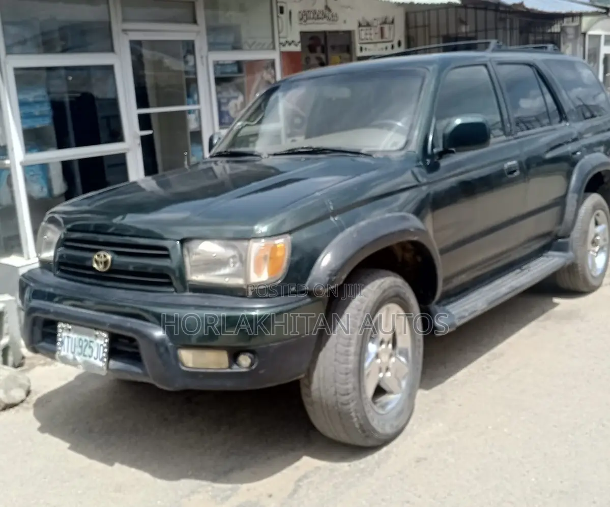 Toyota 4-Runner 2002 Black