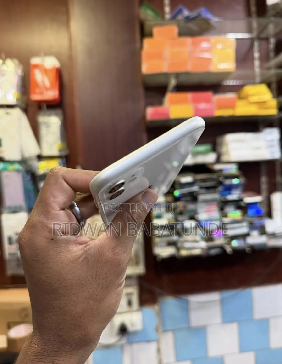 Apple iPhone 11 64 GB Silver