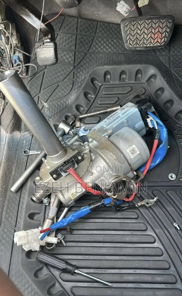 Steering Colum Avalon 2014