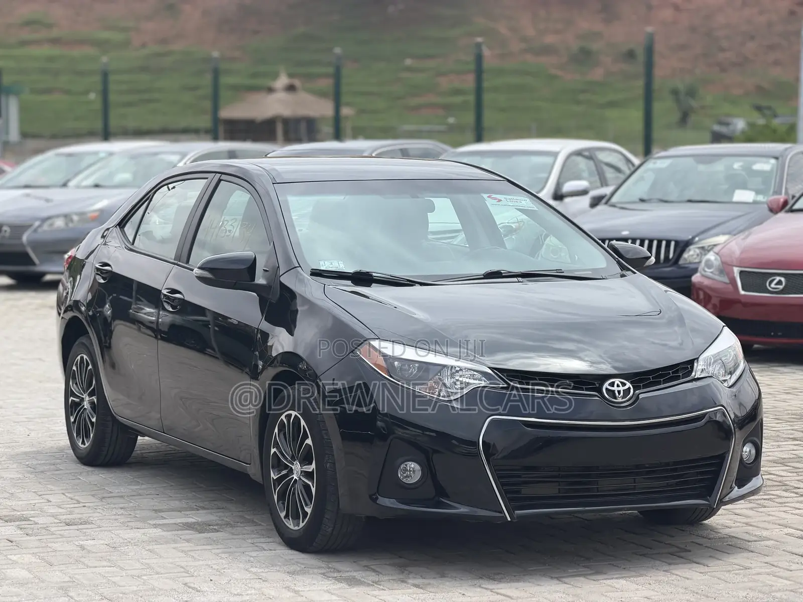 Toyota Corolla S 4dr Sedan (1.8L 4cyl CVT) 2016 Black