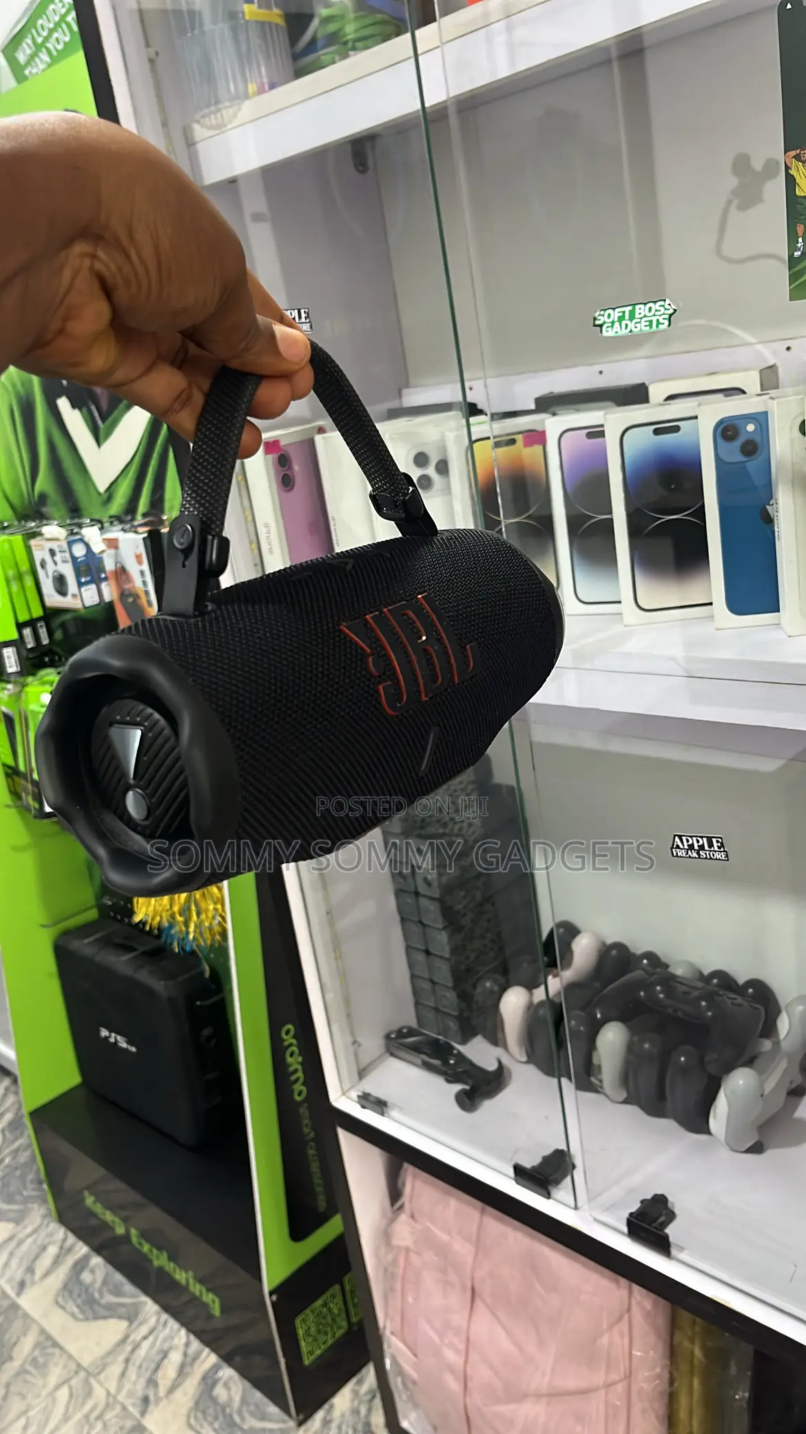 Neatly Used JBL Charge 6