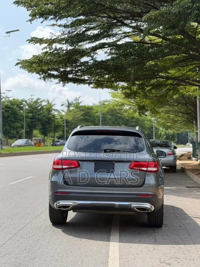 Mercedes-Benz GLC-Class 2016 Silver