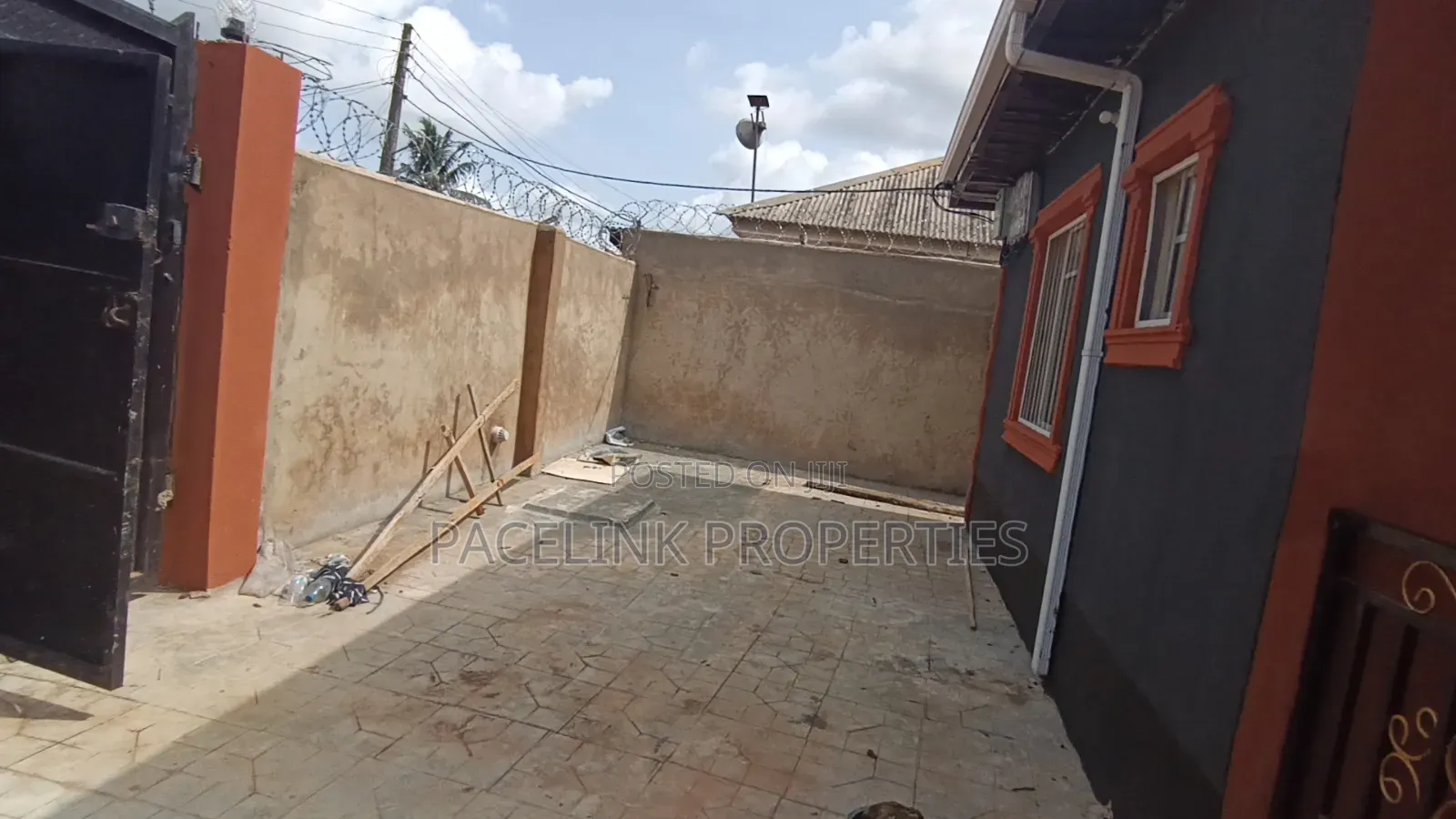 Furnished 1bdrm Apartment in Ayobo for rent