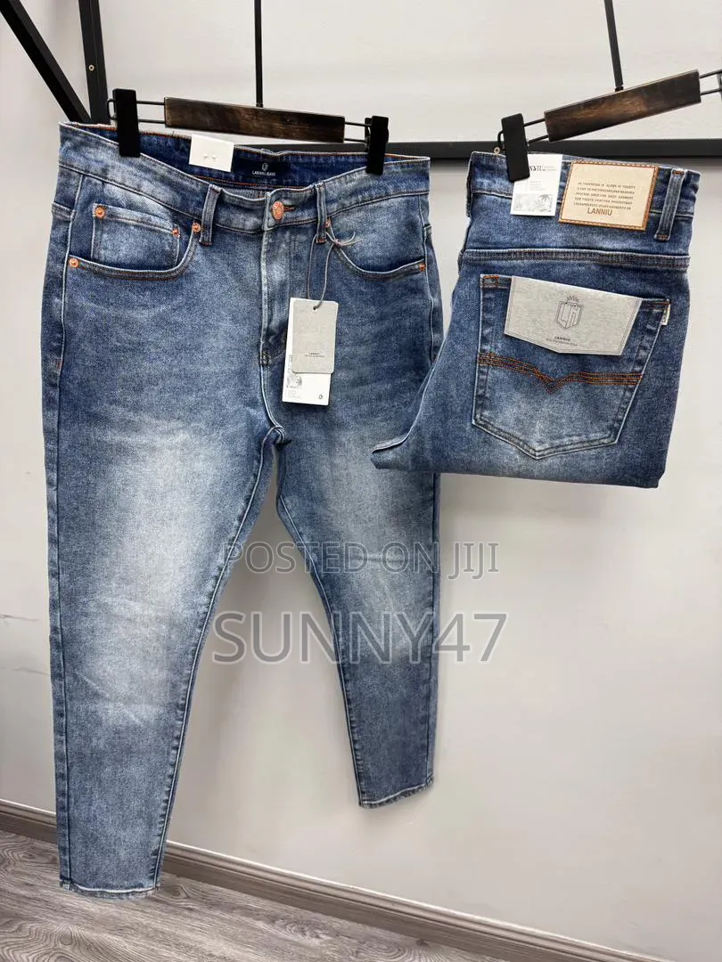 Stock Jeans
