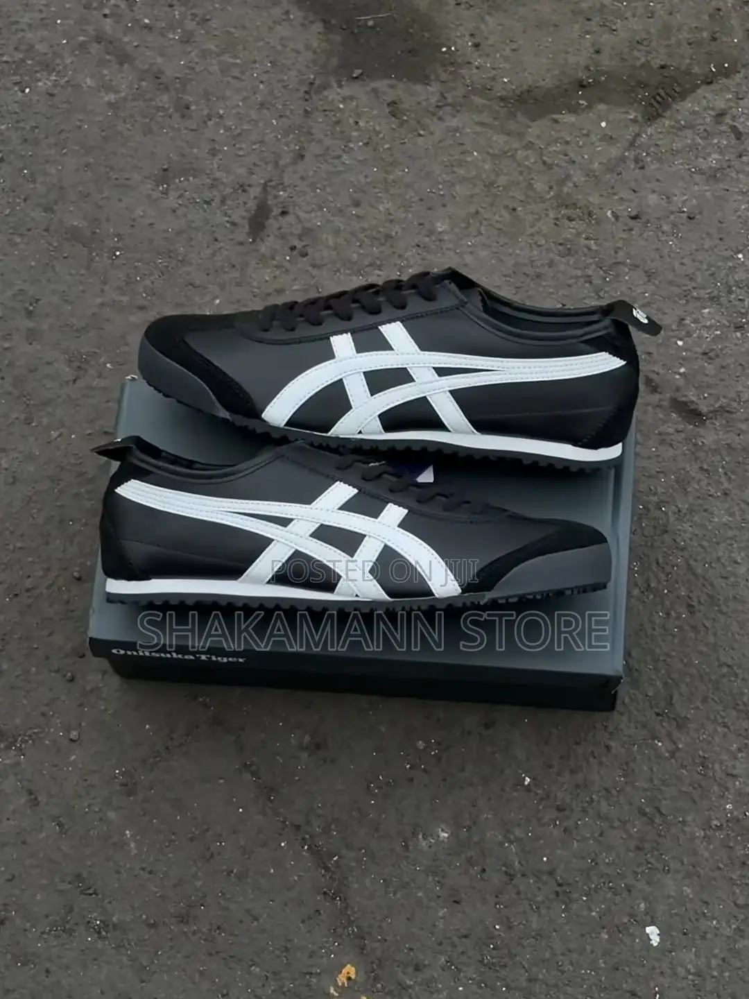 Original Onitsuka Tiger Triple Black and White Logo