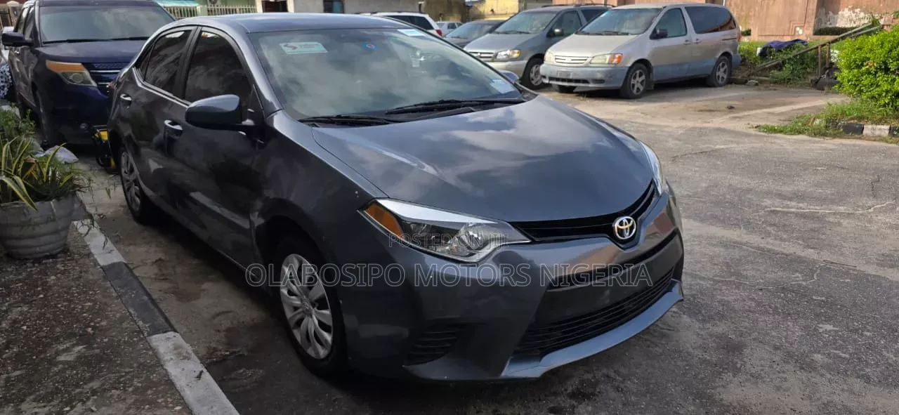 Toyota Corolla LE Eco 4dr Sedan (1.8L 4cyl CVT) 2015 Gray