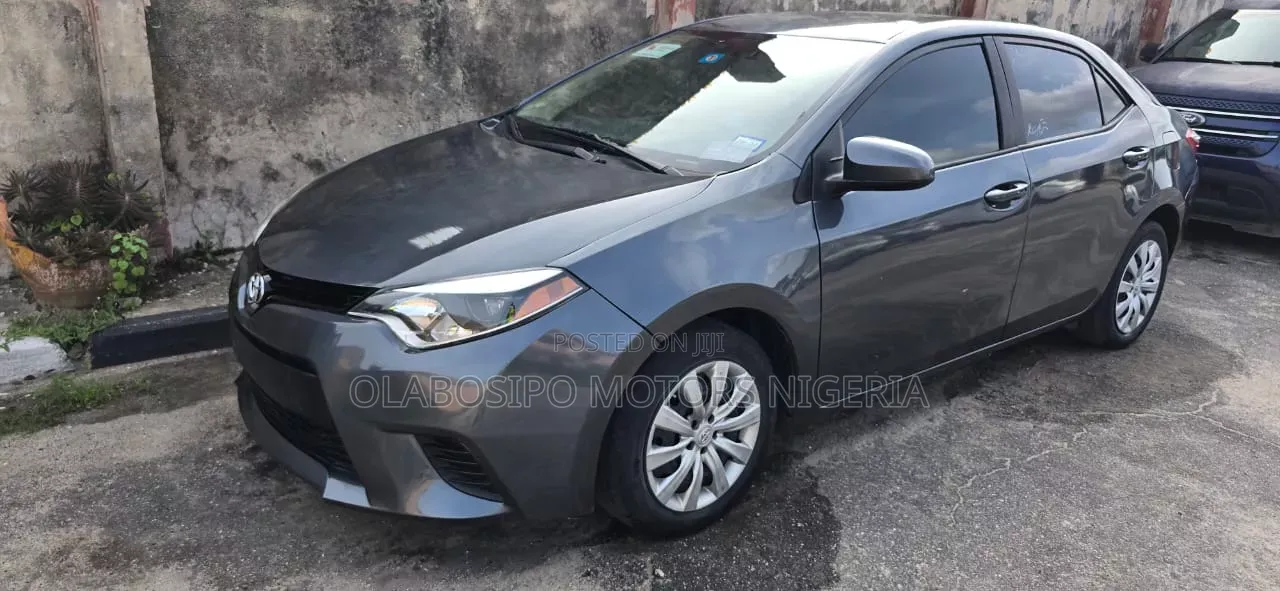 Toyota Corolla LE Eco 4dr Sedan (1.8L 4cyl CVT) 2015 Gray