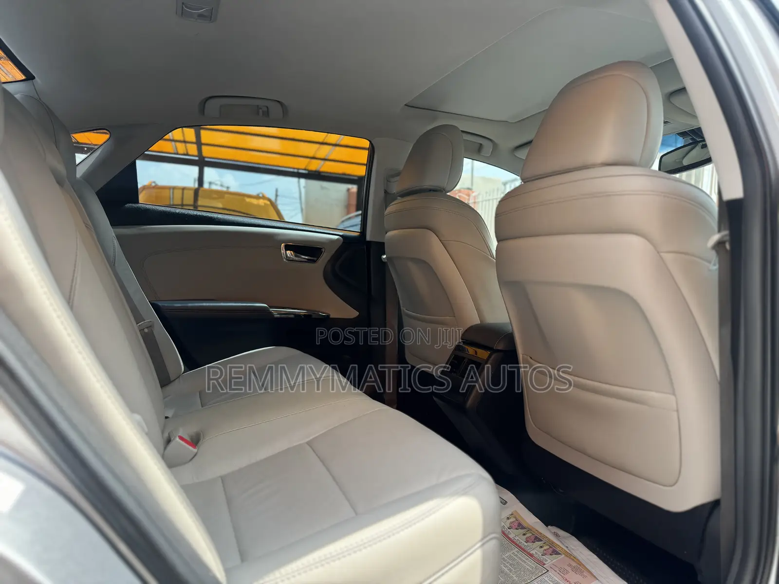 Toyota Avalon XLE 4dr Sedan (3.5L 6cyl 6A) 2015 Gray