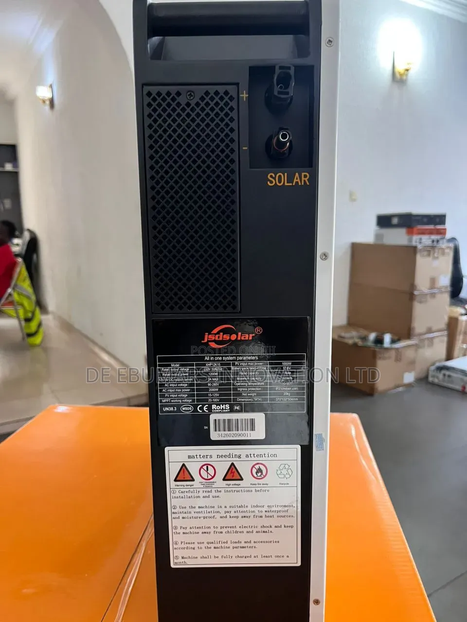 All- In -One Solar Generator