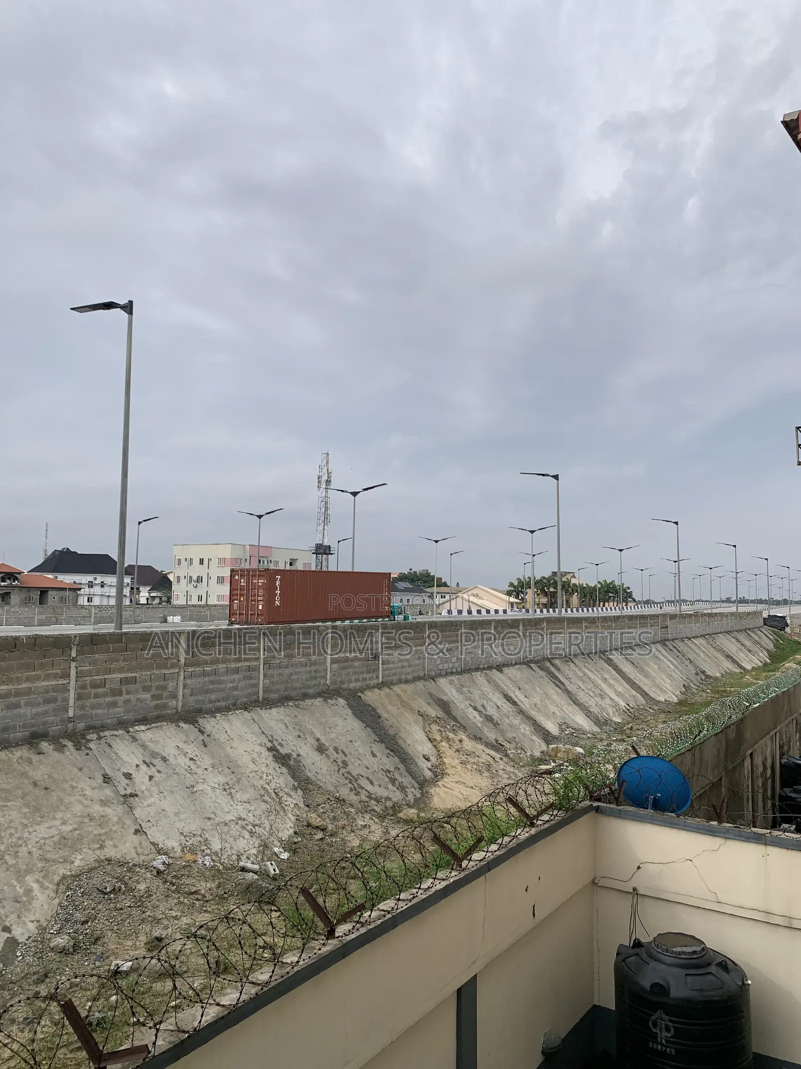4bdrm Duplex in A Secure Estate In, Lekki for rent