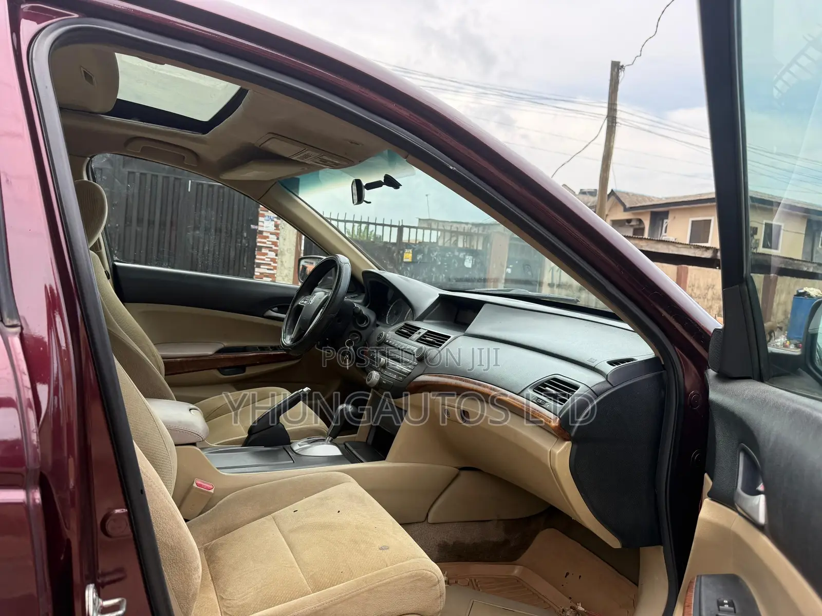 Honda Accord 2.0 Sedan Automatic 2012 Burgundy