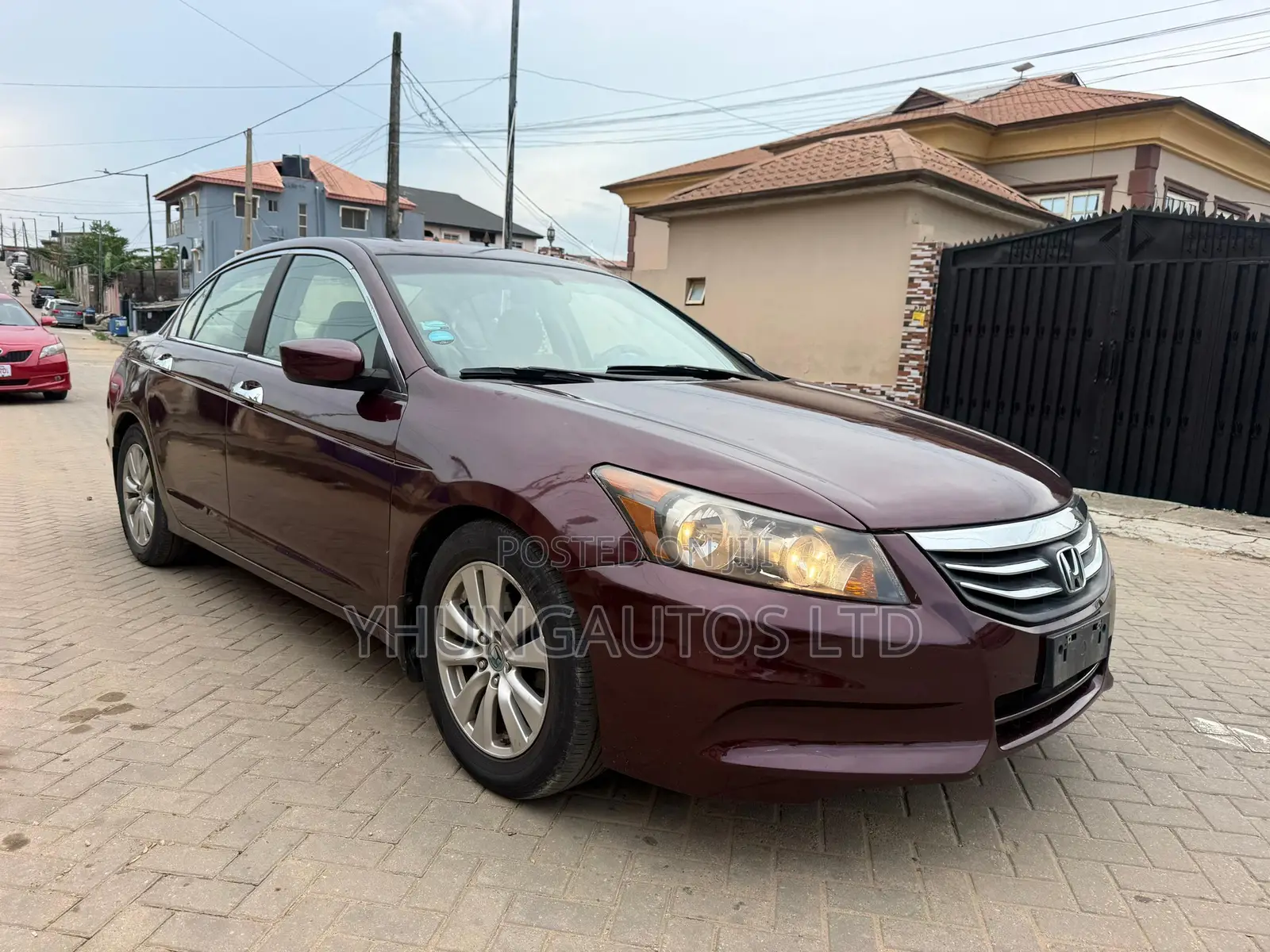 Honda Accord 2.0 Sedan Automatic 2012 Burgundy