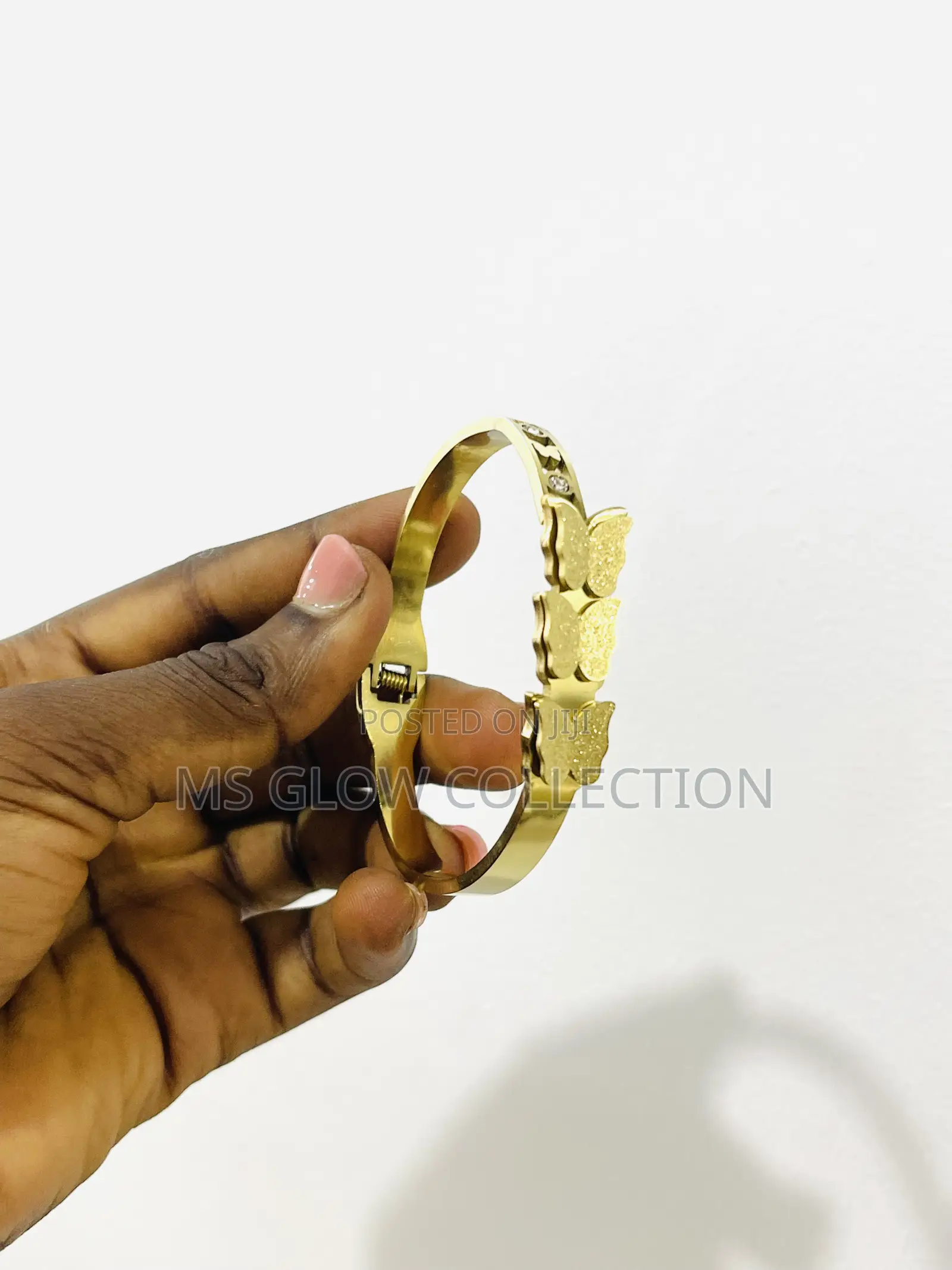 Premium Gold Butterfly Bracelet | Elegant Women’S Jewelry
