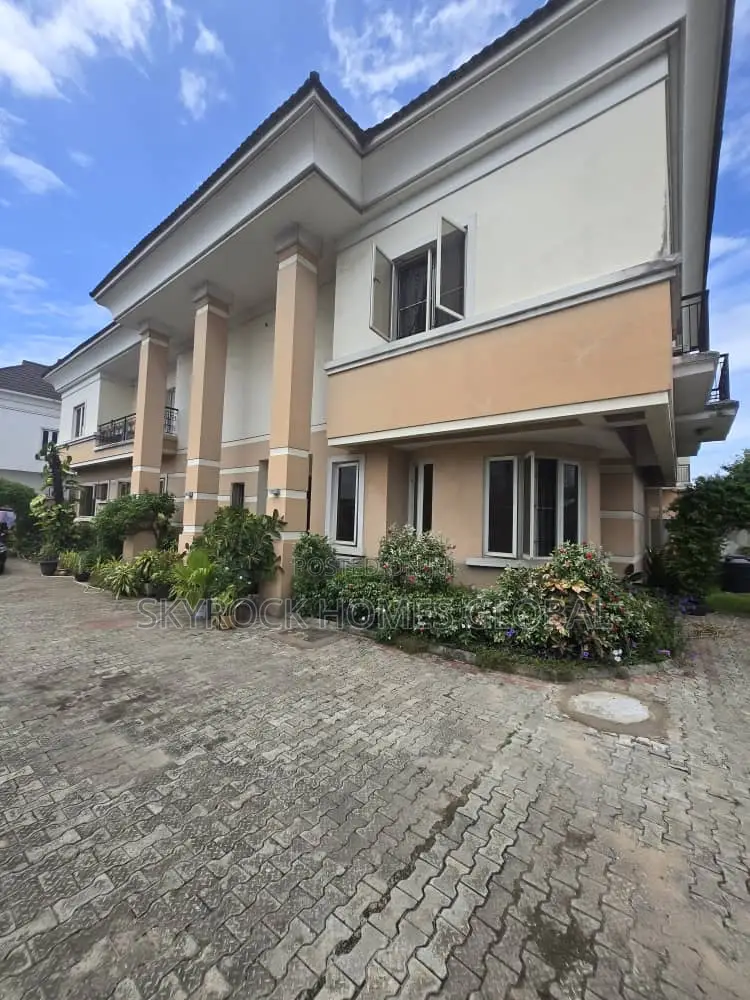 Furnished 6bdrm Duplex in Lekki Phase 1 for rent