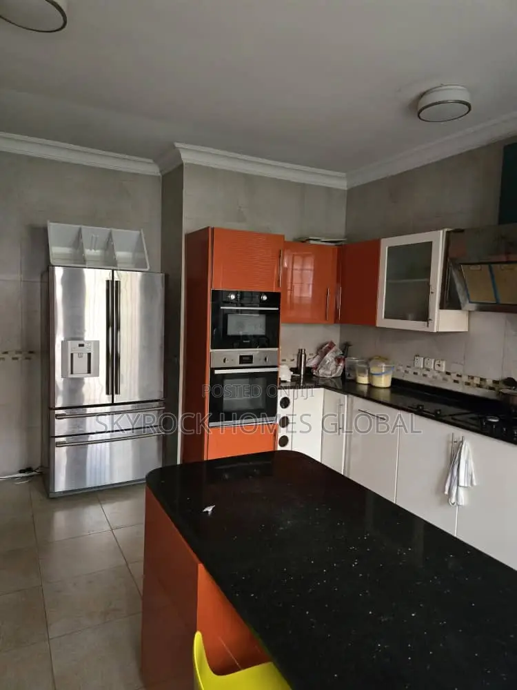 Furnished 6bdrm Duplex in Lekki Phase 1 for rent
