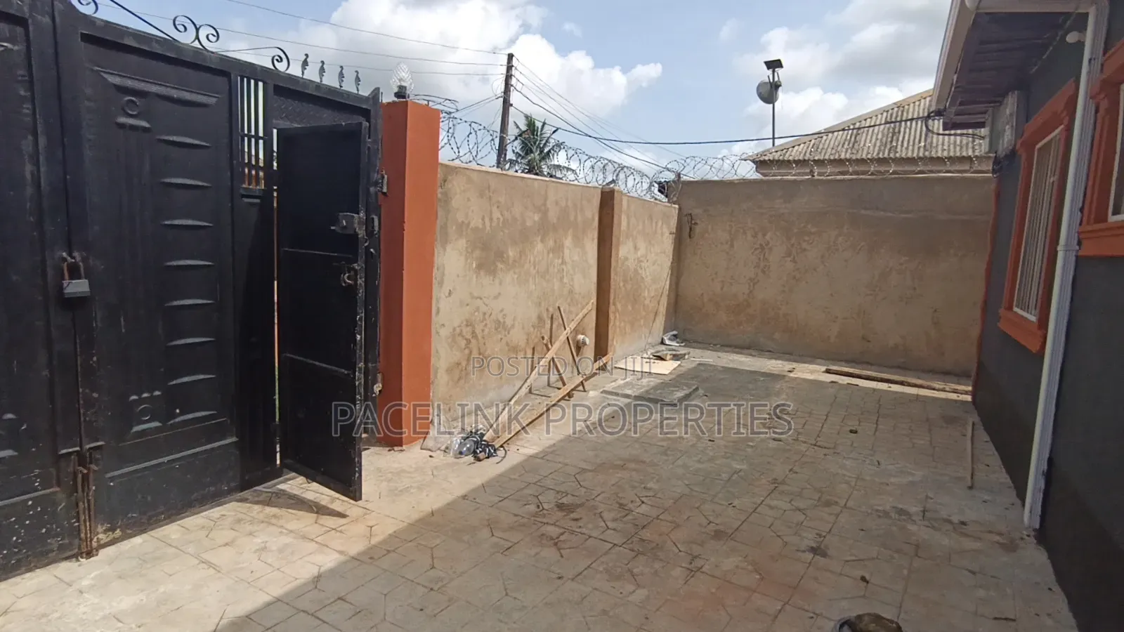 Furnished 1bdrm Apartment in Ayobo for rent