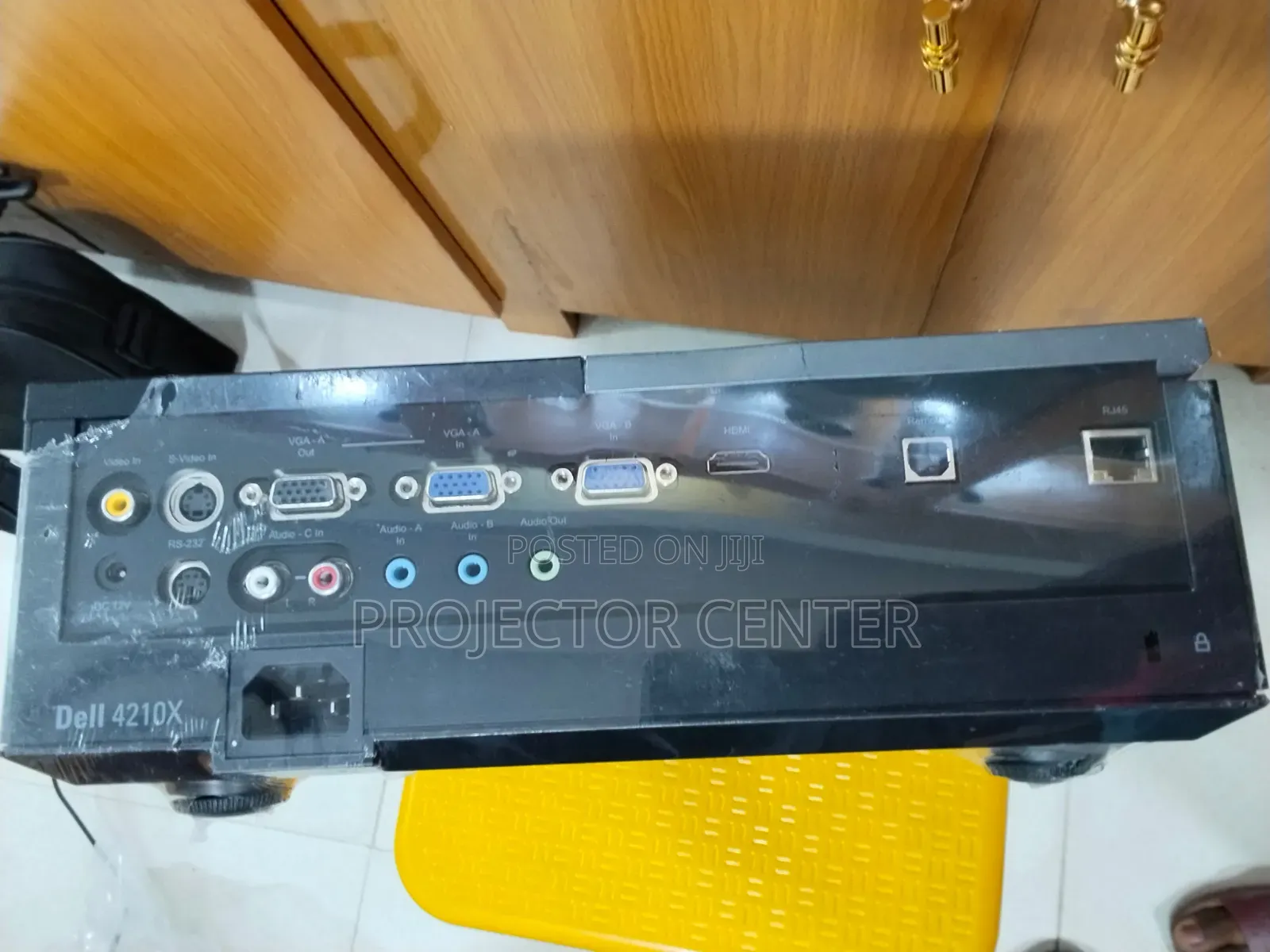 Dell 4210x 3500lumens Projector