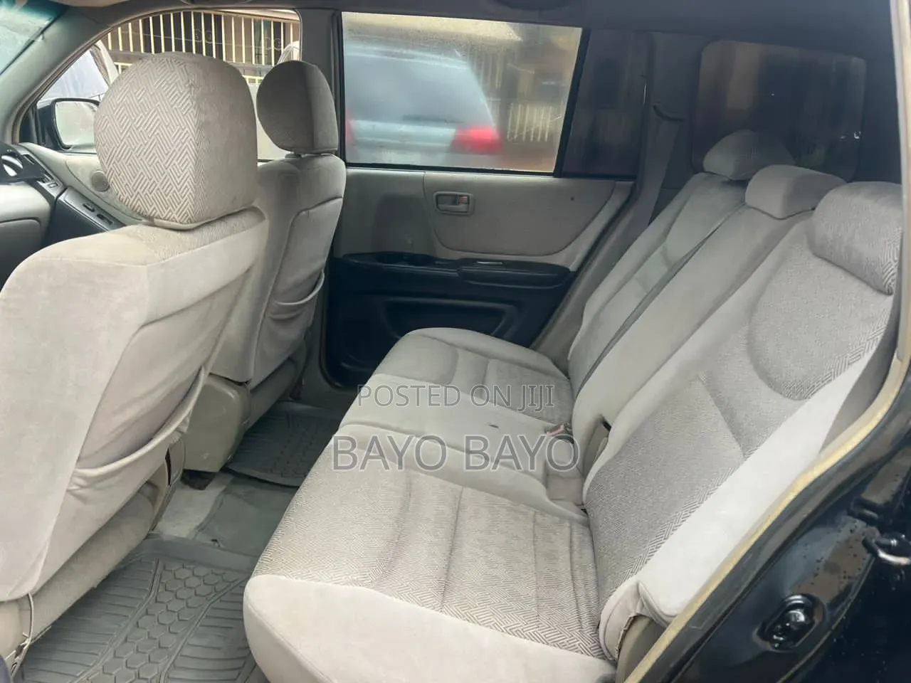 Toyota Highlander Base FWD 2004 Black