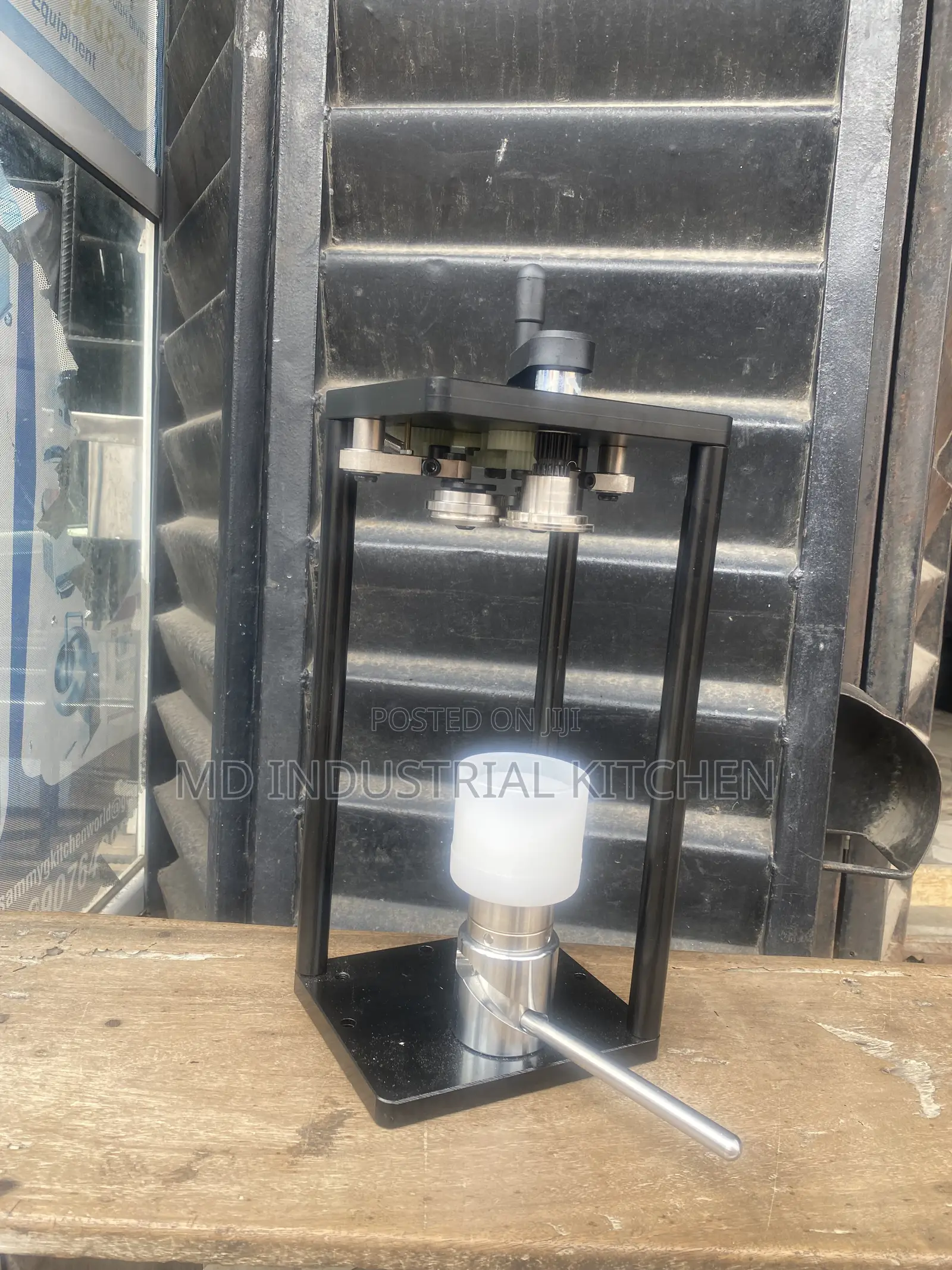 Manual Can Sealer Machine