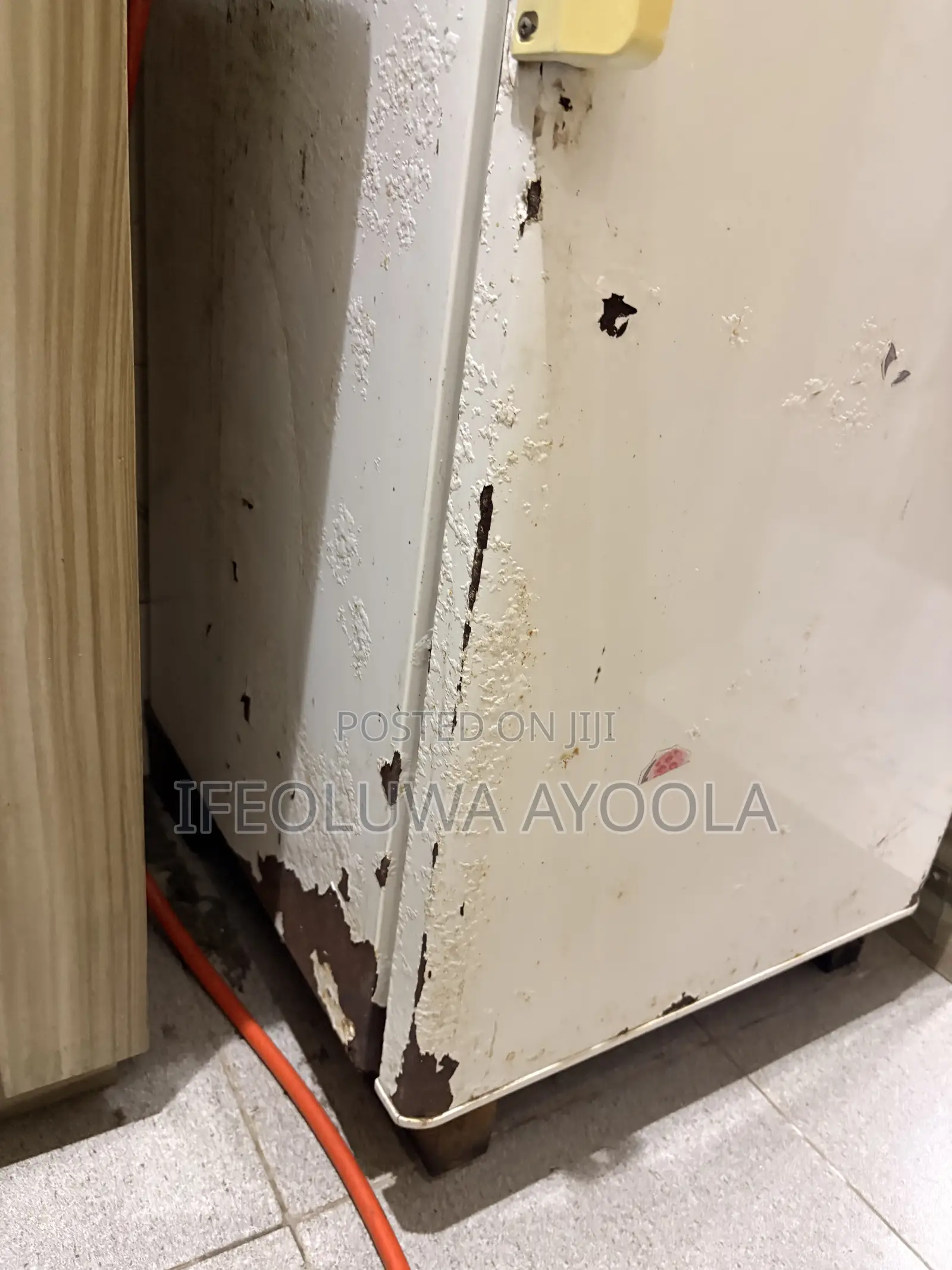 Used Refrigerator With Small Freezer Inbuilt