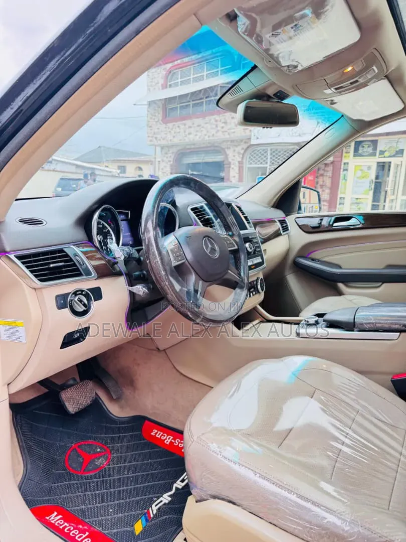 Mercedes-Benz M Class 2014 Black