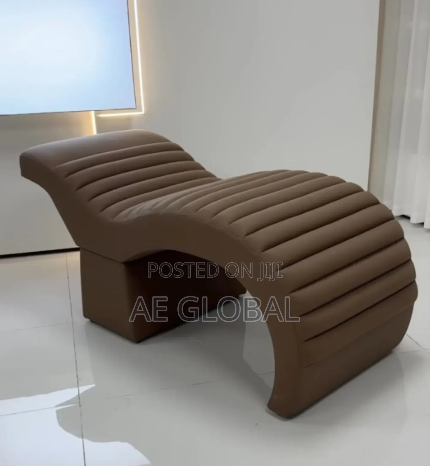 Saloon/Spa Bed