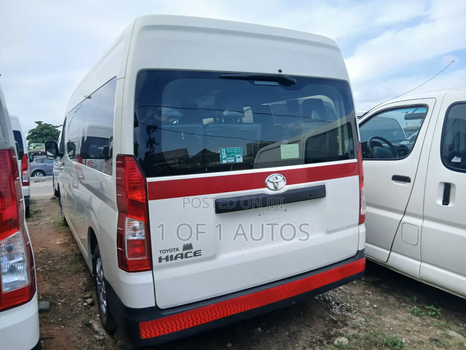 Toyota HiAce 2023 White