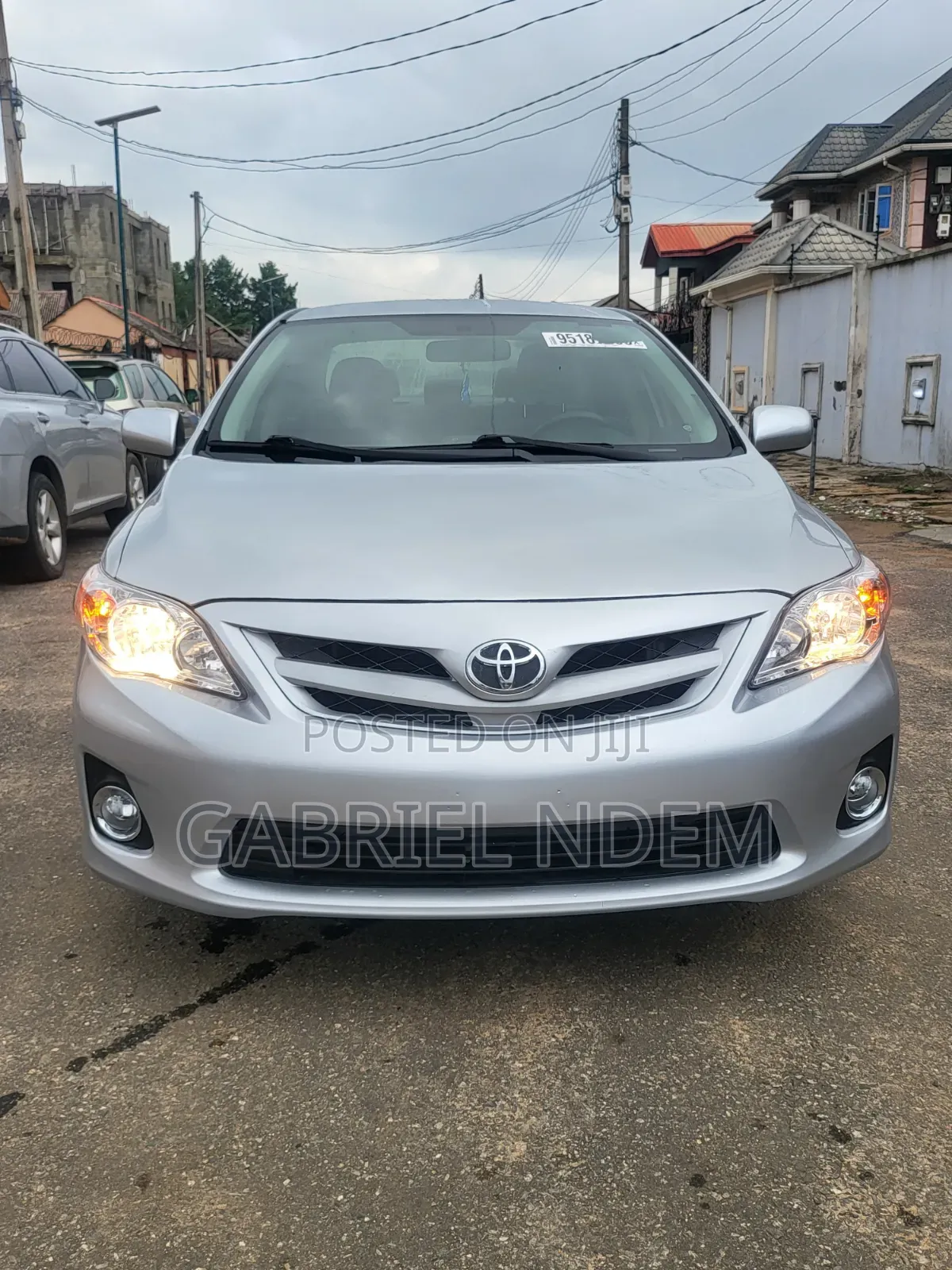 Toyota Corolla LE 4dr Sedan (1.8L 4cyl 4A) 2012 Silver