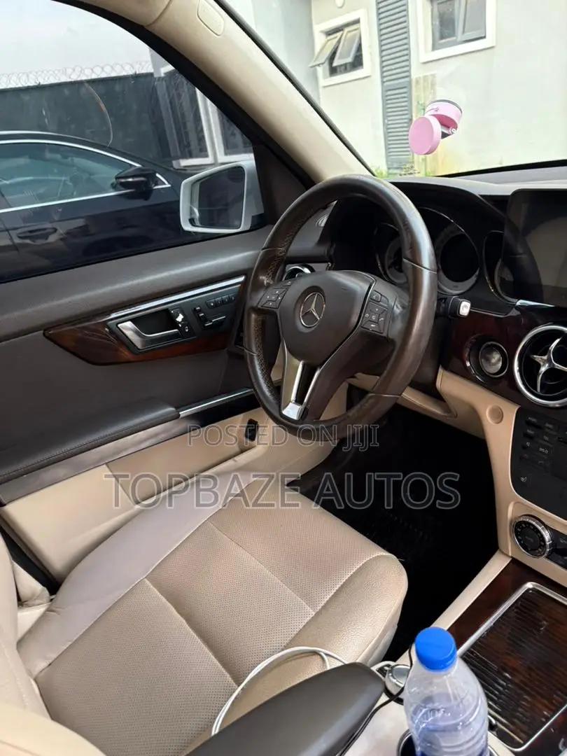 Mercedes-Benz GLK-Class 350 4MATIC 2013 White