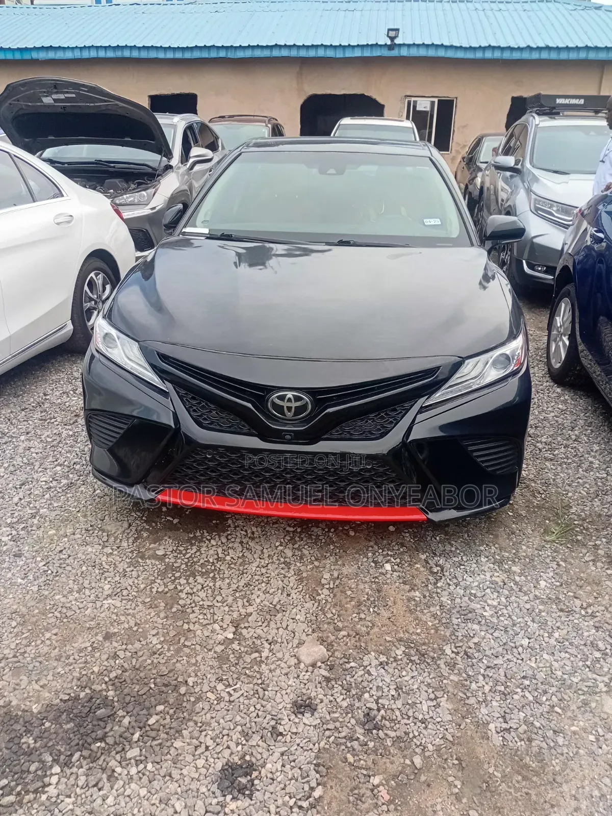 Toyota Camry XSE FWD (2.5L 4cyl 8AM) 2018 Black