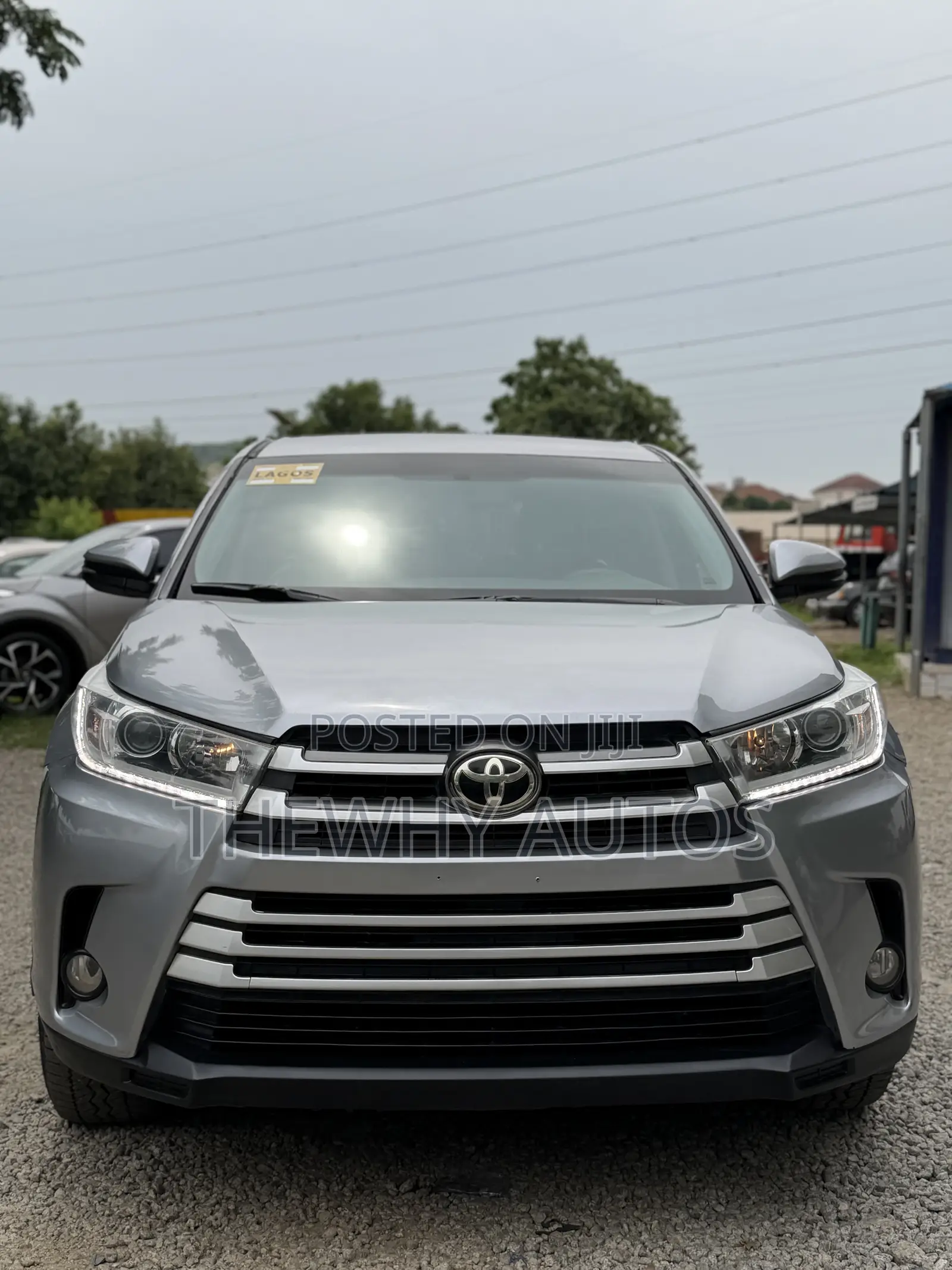 Toyota Highlander LE Plus 4x4 V6 (3.5L 6cyl 8A) 2017 Silver