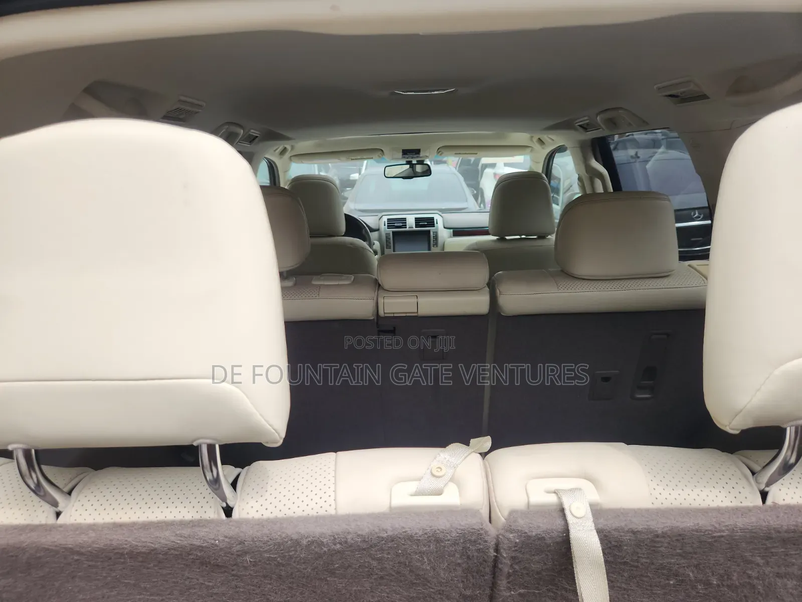 Lexus GX 460 2010 Gold