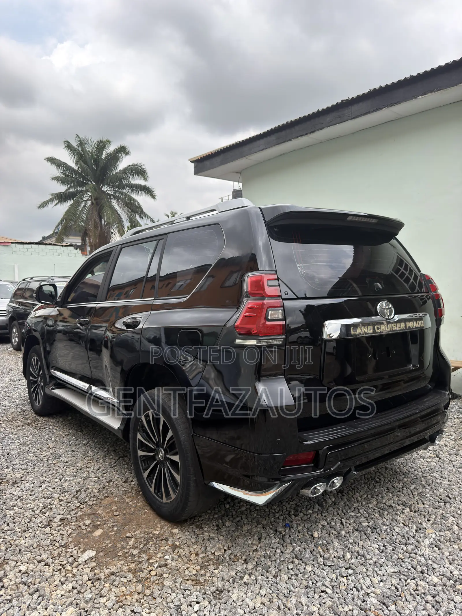 Toyota Land Cruiser Prado 2.8 2020 Black