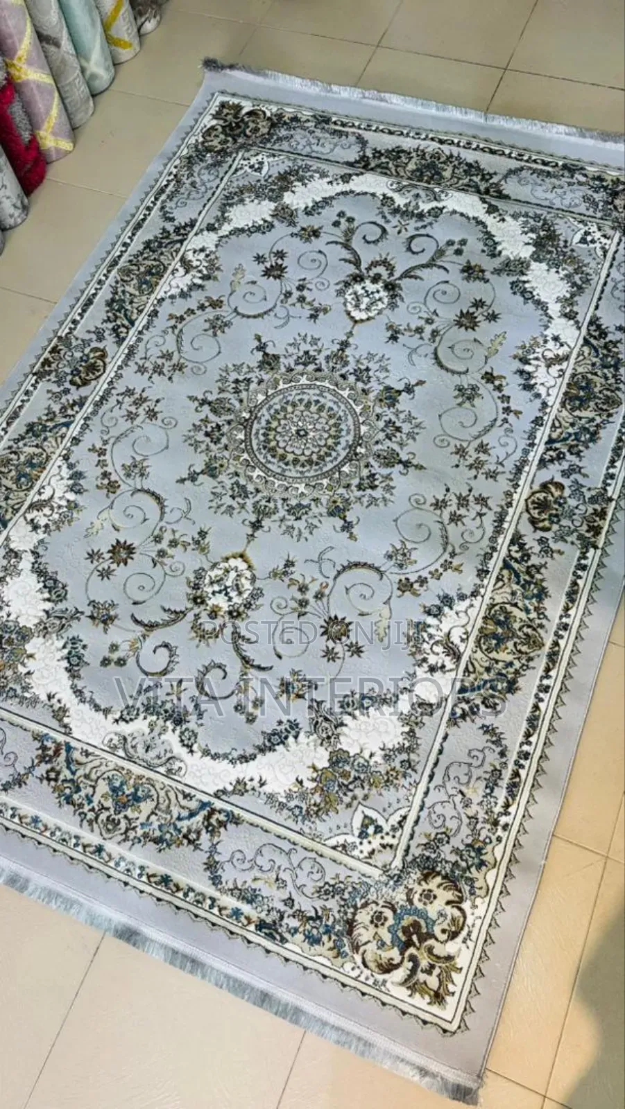 Grade One Center Rug