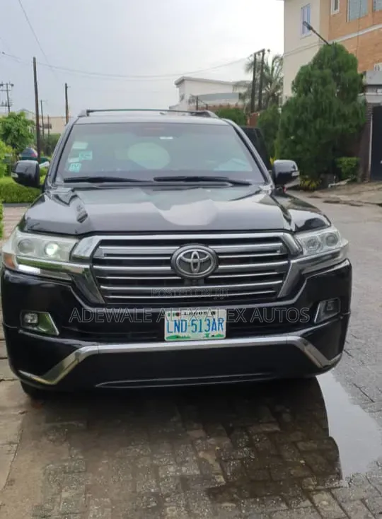 Toyota Land Cruiser 2013 Black
