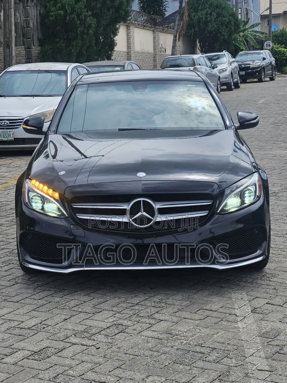 Mercedes-Benz C300 2015 Black