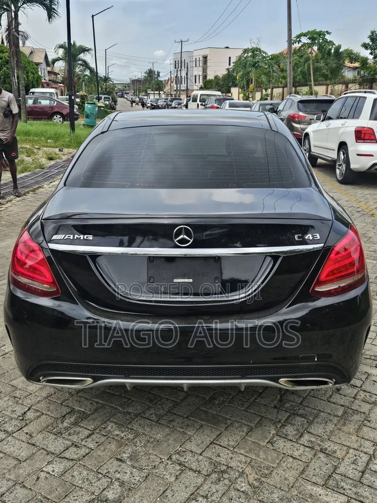 Mercedes-Benz C300 2015 Black