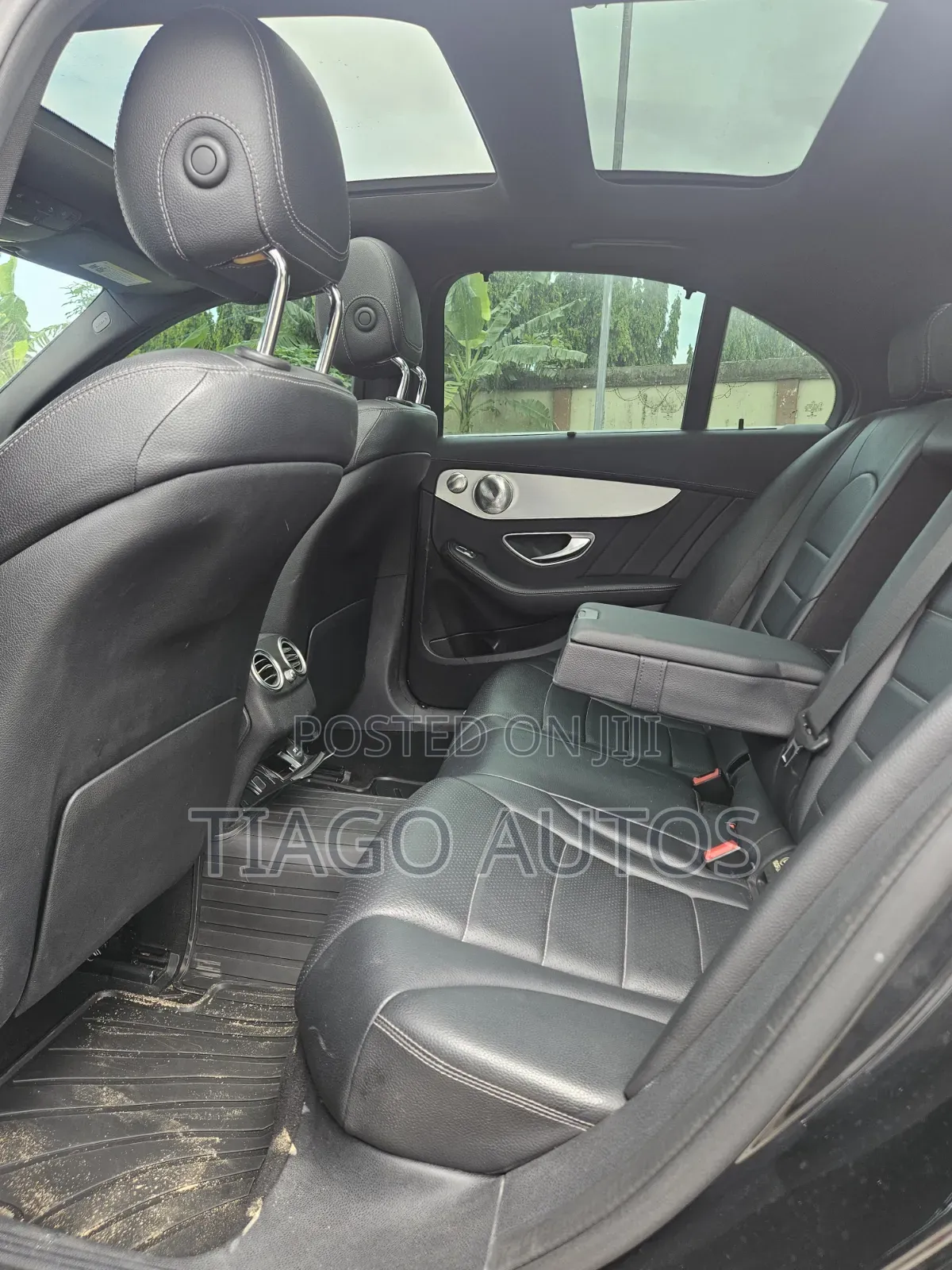 Mercedes-Benz C300 2015 Black