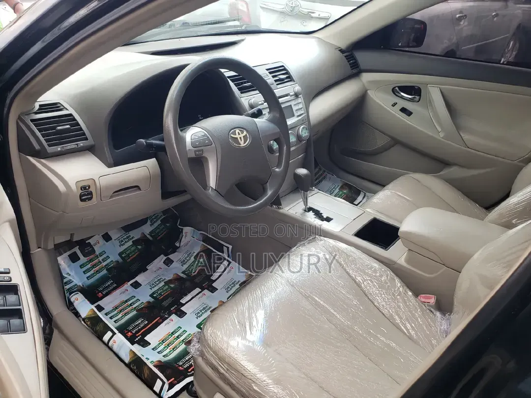 Toyota Camry LE 4dr Sedan (2.4L 4cyl 5A) 2009 Black