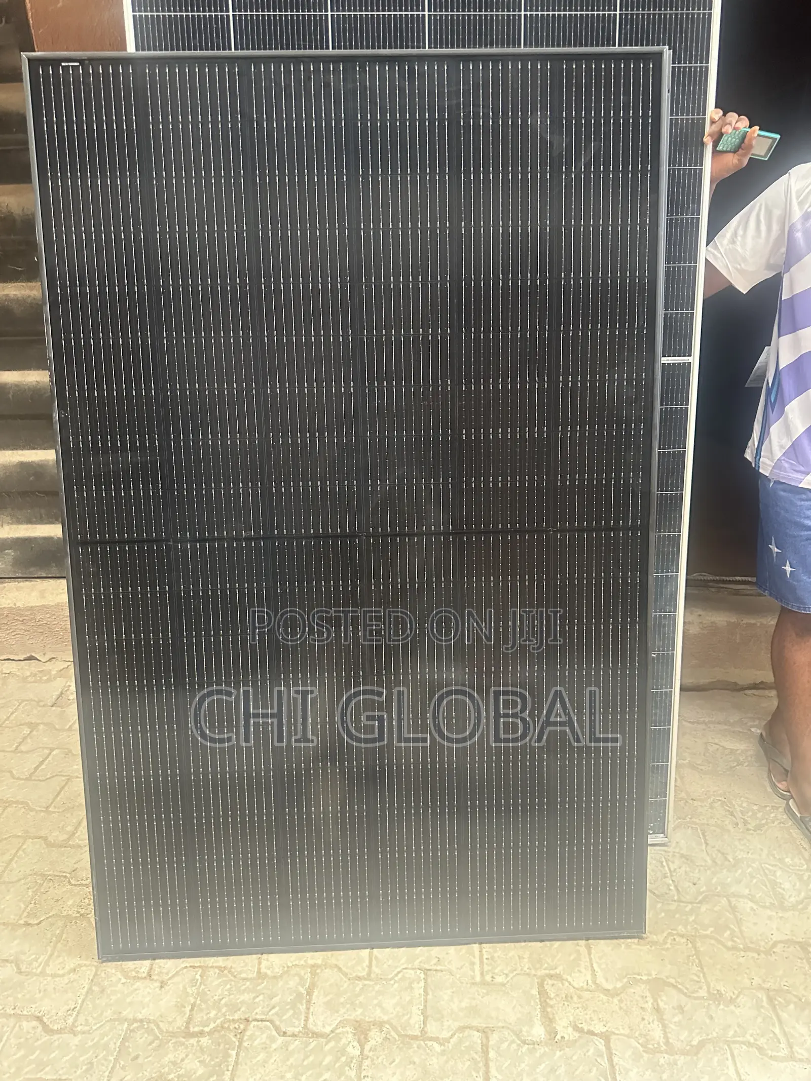 Black Frame Jinko 550w Solar Panel