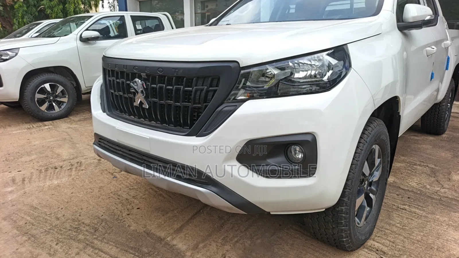 New Peugeot Landtrek 2.4 Petrol Double Cab RWD 2024 White