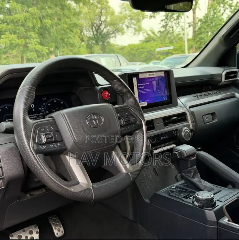 Toyota Tacoma TRD Sport Double Cab 4WD 5.0 ft. SB (Automatic) 2025