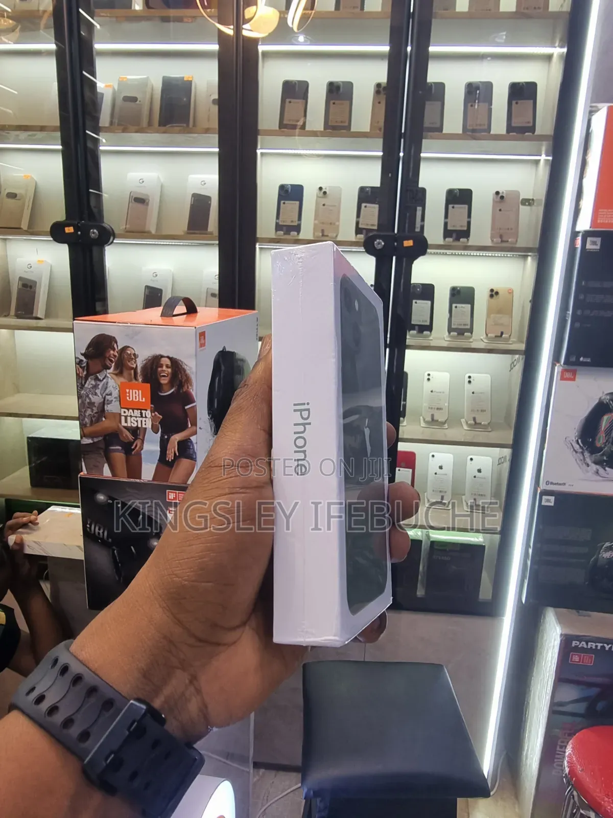 New Apple iPhone 13 128 GB Green