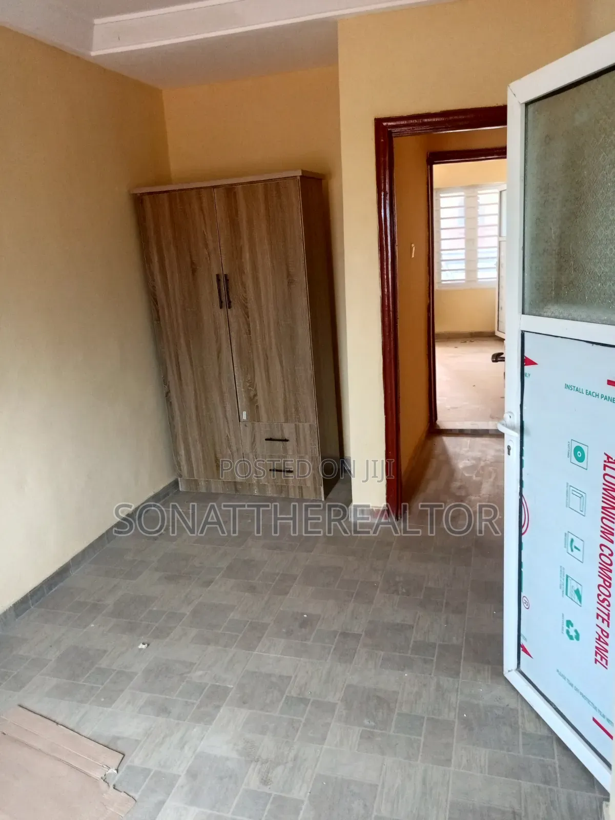 2bdrm Duplex in Arapaja, Akala Express for rent
