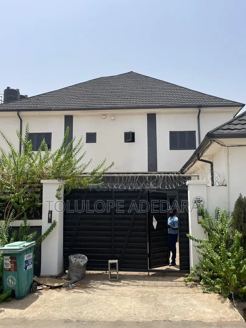 4bdrm Bungalow in Idu for rent